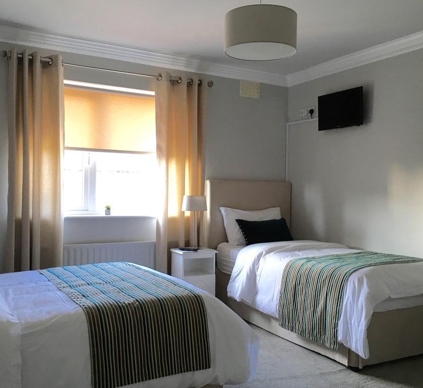 Westwinds Guestlodge 골웨이 외부 사진