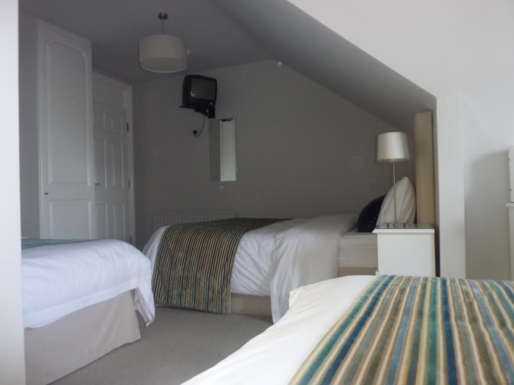 Westwinds Guestlodge 골웨이 외부 사진