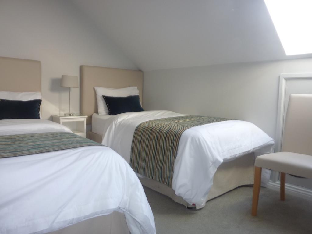Westwinds Guestlodge 골웨이 외부 사진