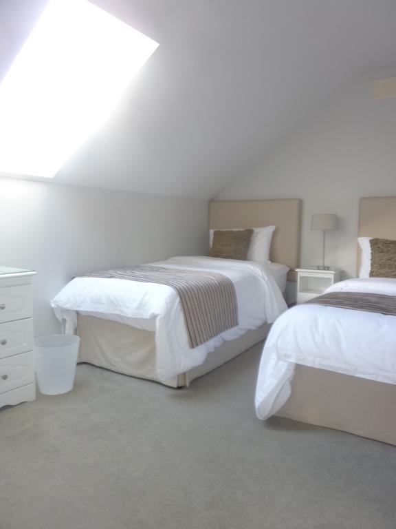 Westwinds Guestlodge 골웨이 외부 사진