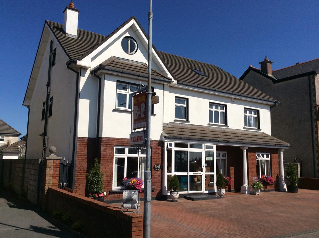 Westwinds Guestlodge 골웨이 외부 사진